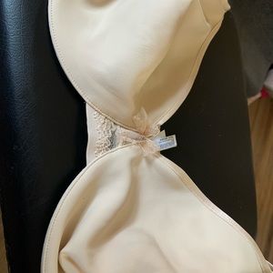 LOVELY LE MYSTERE NUDE BRA 38DDD